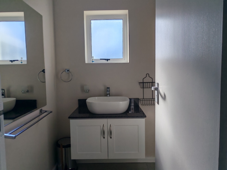 3 Bedroom Property for Sale in Cannon Rocks Eastern Cape